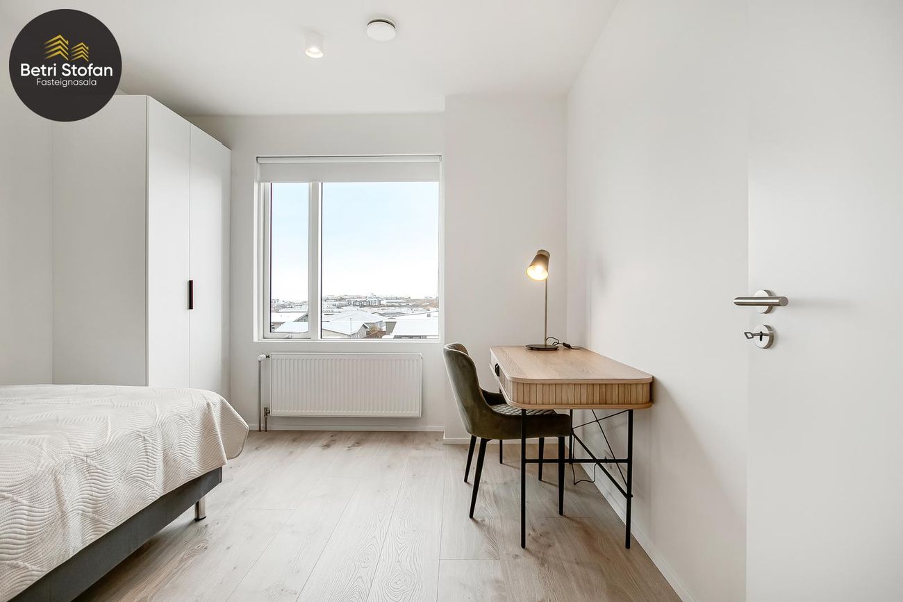 Áshamar 22 - 0204, 221 Hafnarfjörður