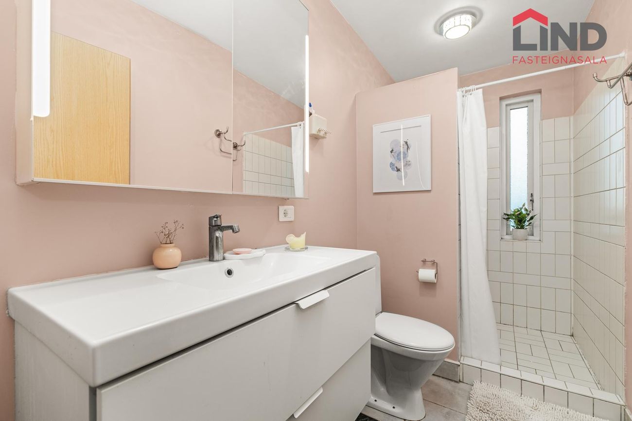 Dalsel 8, 109 Reykjavík