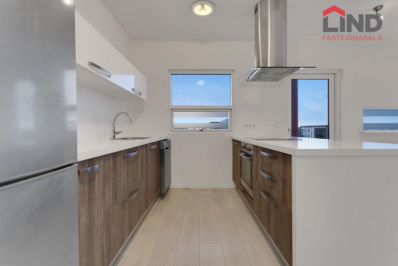Bjarkardalur 33, 260 Reykjanesbær