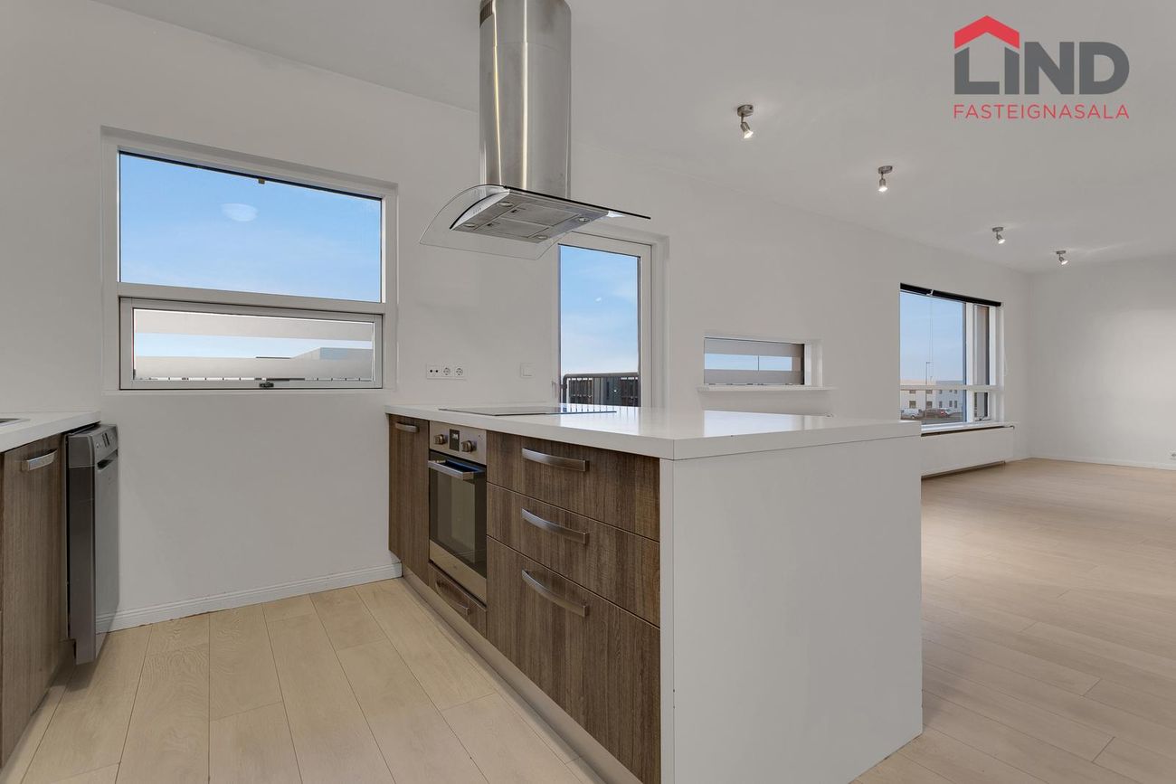 Bjarkardalur 33, 260 Reykjanesbær