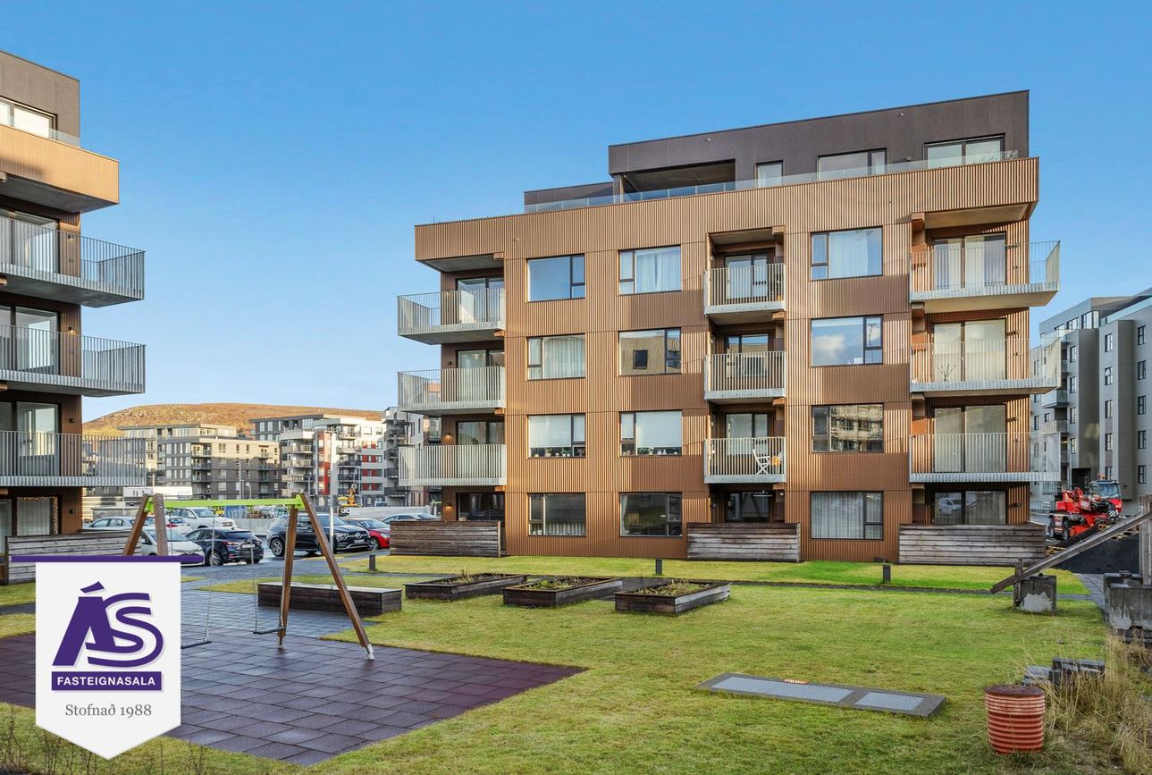 Hringhamar 31, 221 Hafnarfjörður