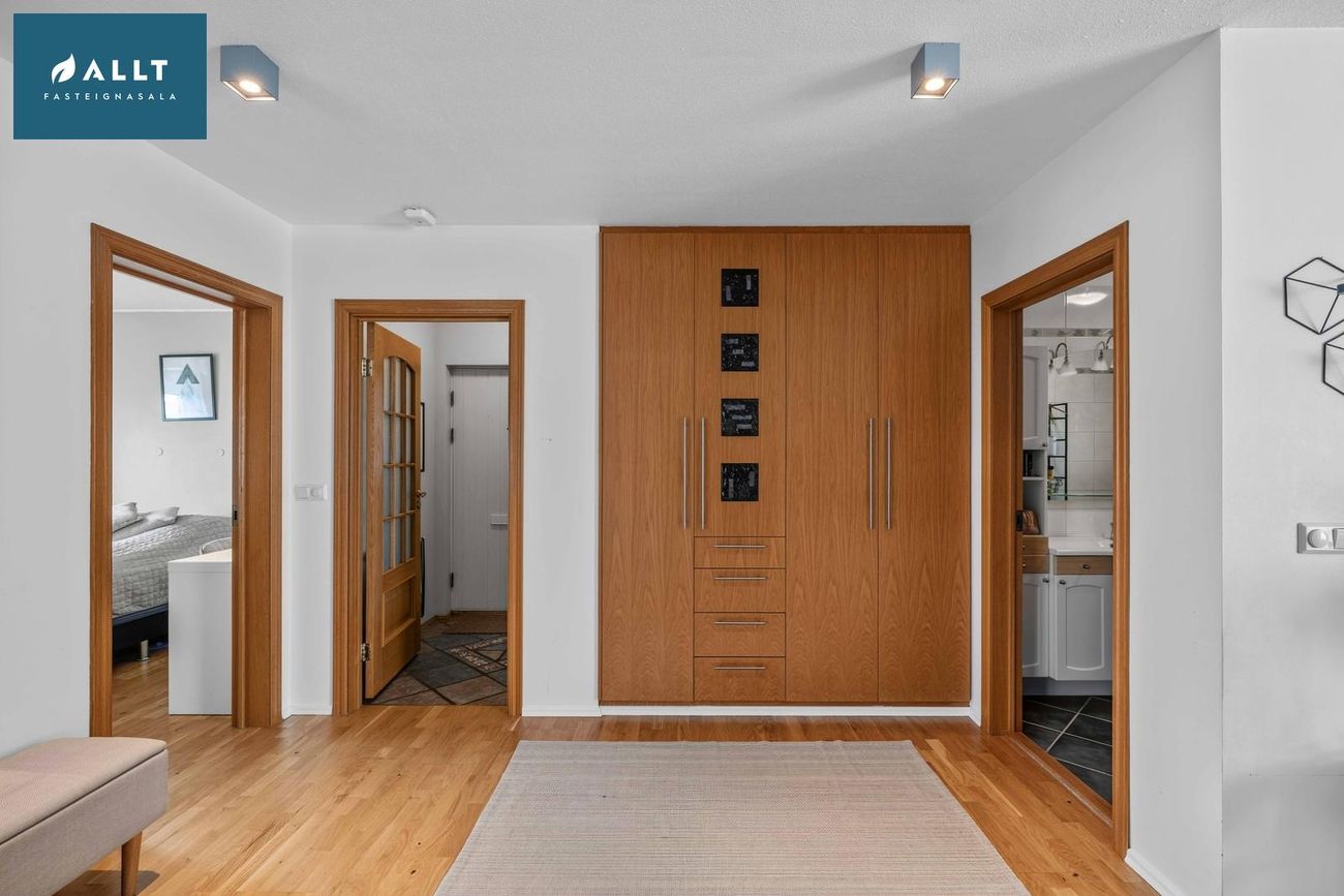 Silfurtún 8, 250 Sveitarfélagið Garður