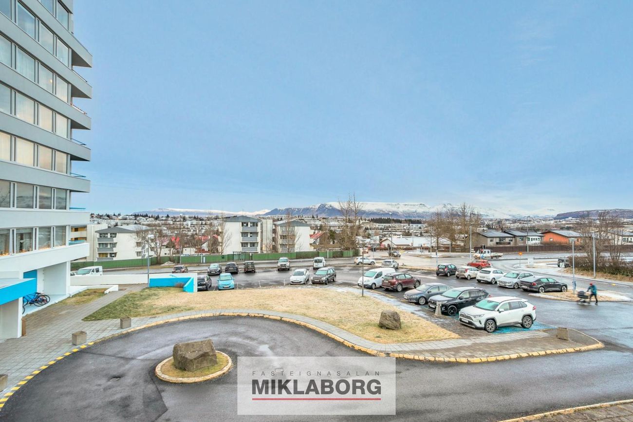 Þverbrekka 4 - 0204, 200 Kópavogur