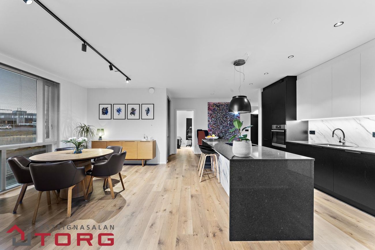 Holtsvegur 53 - 0302, 210 Garðabær