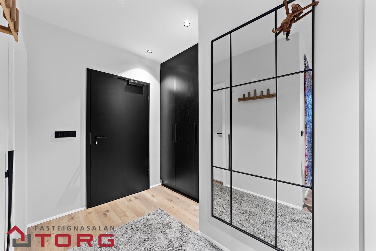 Holtsvegur 53 - 0302, 210 Garðabær