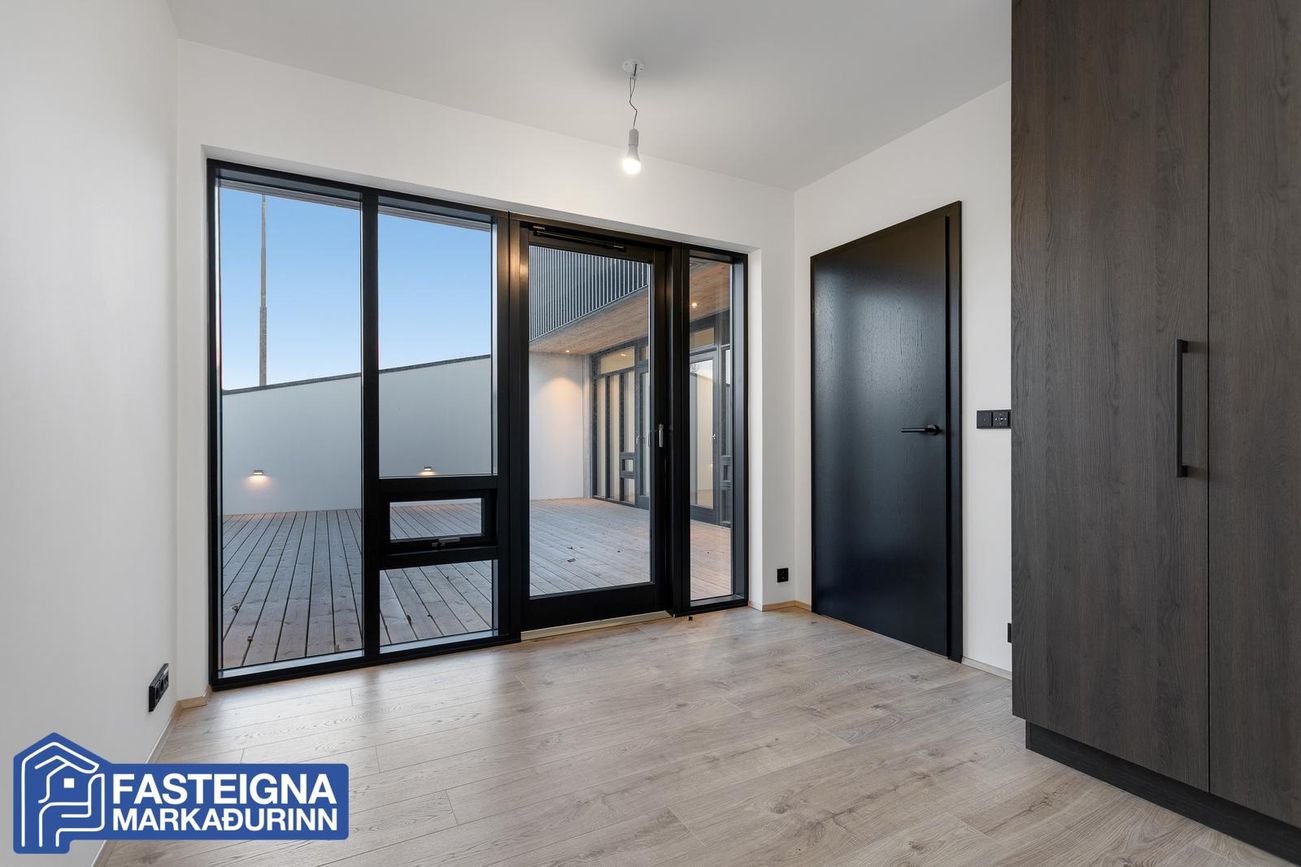 Hjallabraut 45B - 0103, 220 Hafnarfjörður