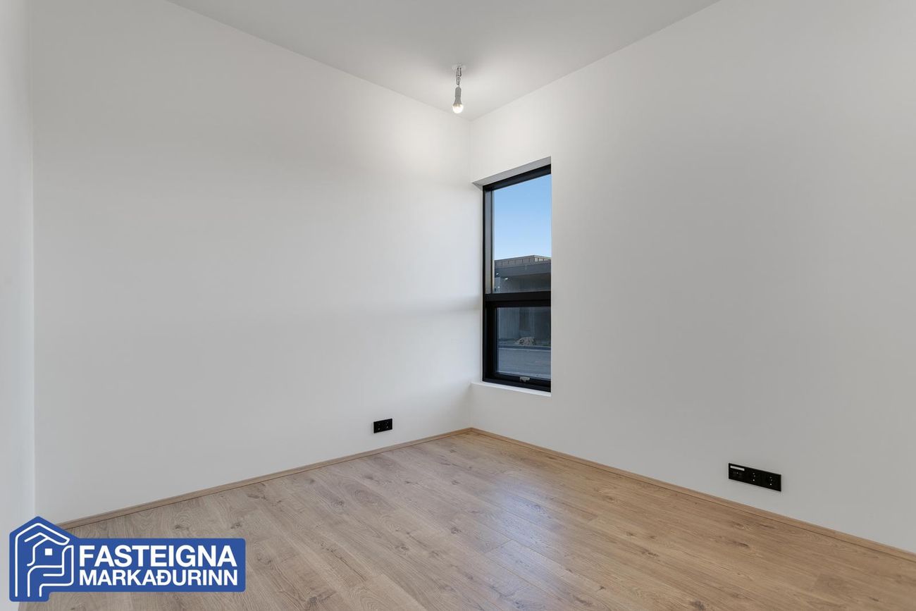 Hjallabraut 45B - 0103, 220 Hafnarfjörður