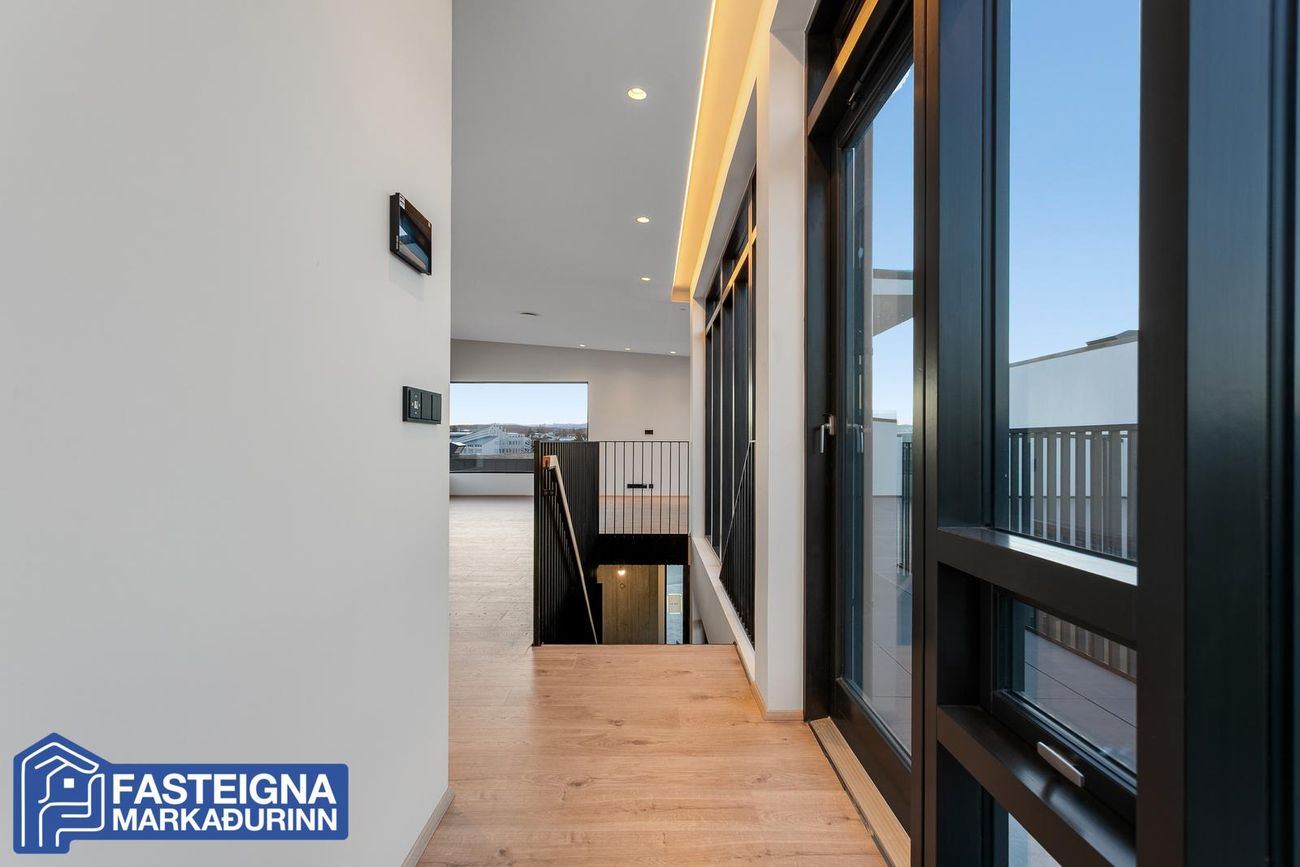 Hjallabraut 45B - 0103, 220 Hafnarfjörður