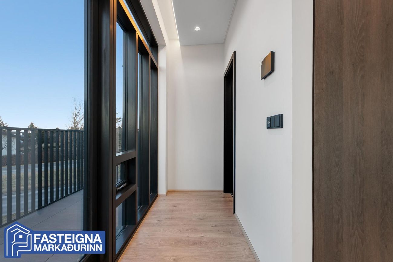 Hjallabraut 45B - 0103, 220 Hafnarfjörður