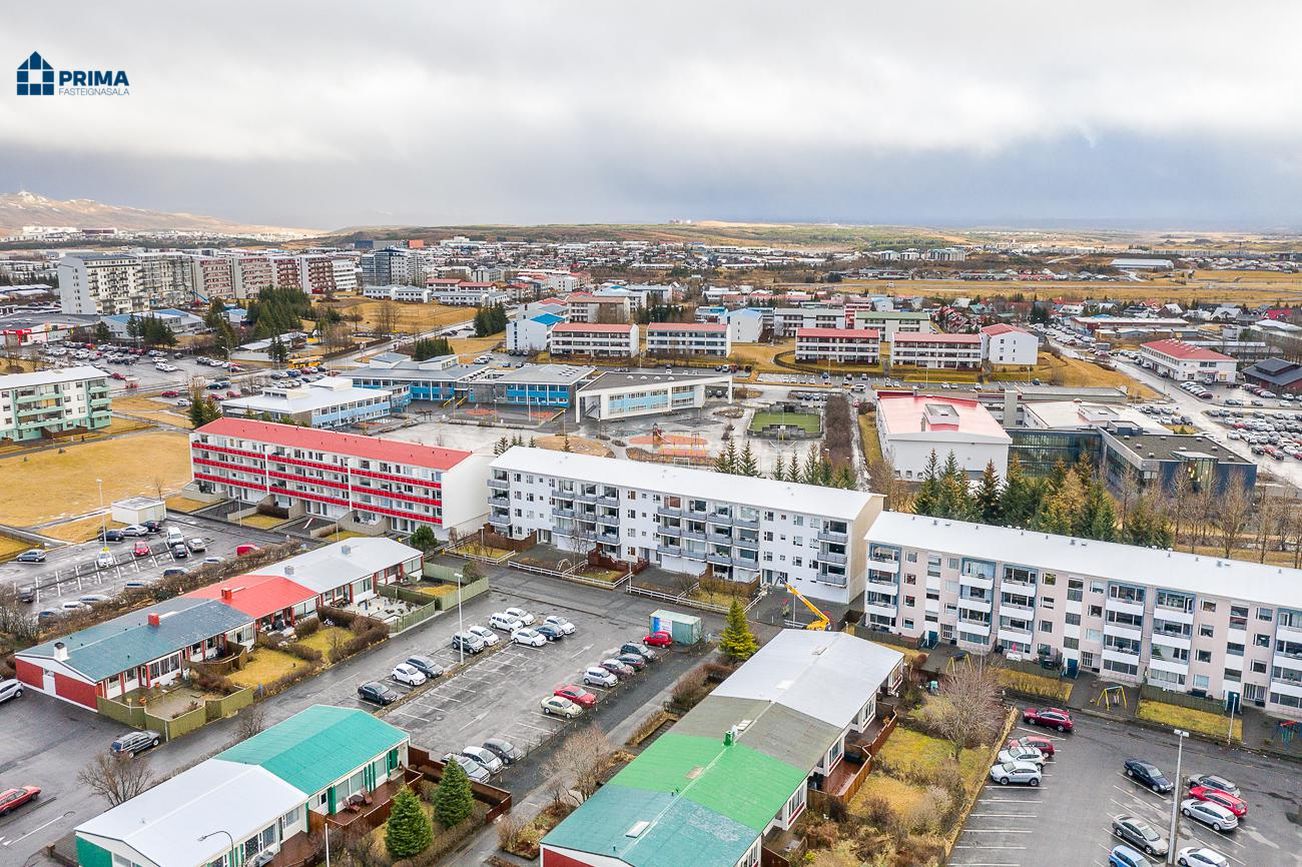 Vesturberg 122, 111 Reykjavík