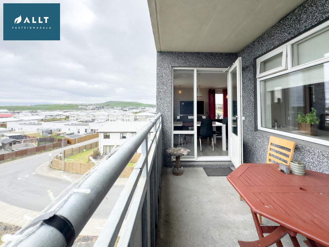 Kvistavellir 44, 221 Hafnarfjörður
