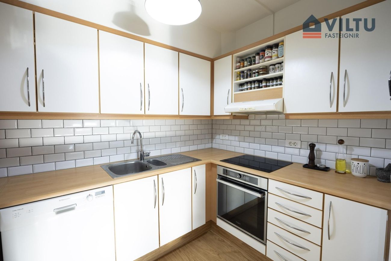 Mávahlíð 39 - 0001, 105 Reykjavík