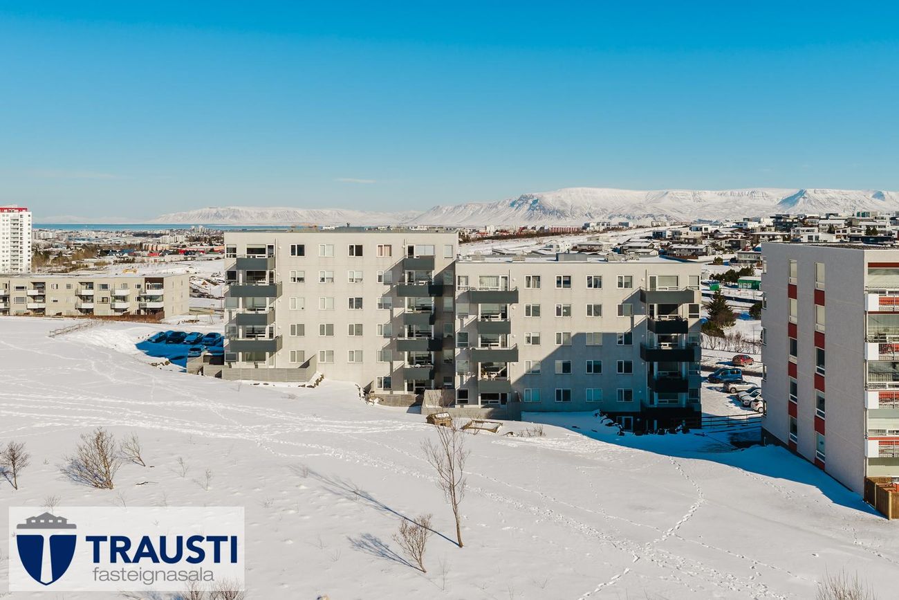 Ásakór 1, 203 Kópavogur
