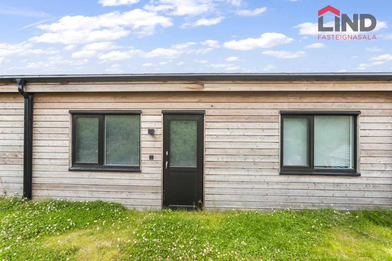 Stuðlaskarð 8B - 0102, 221 Hafnarfjörður
