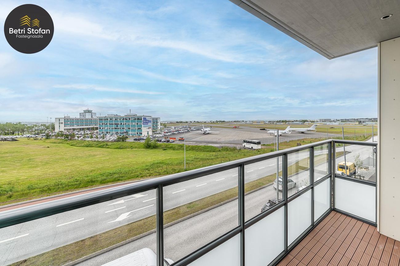 Hlíðarfótur 19, 102 Reykjavík