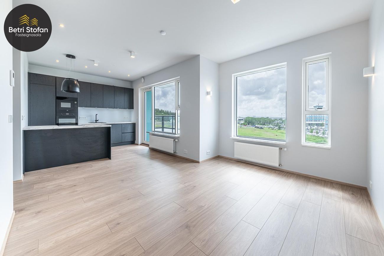 Hlíðarfótur 19, 102 Reykjavík
