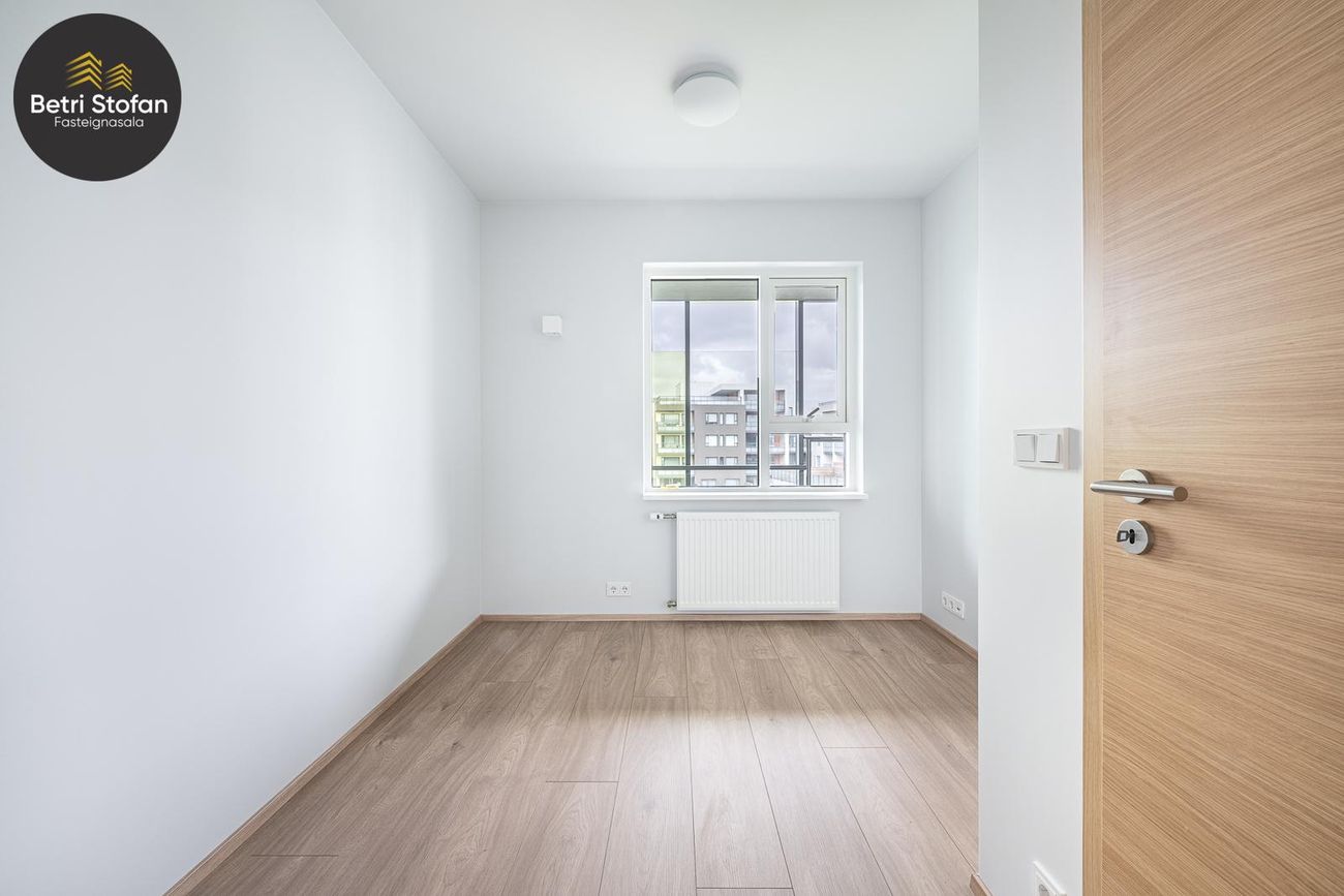 Hlíðarfótur 19, 102 Reykjavík