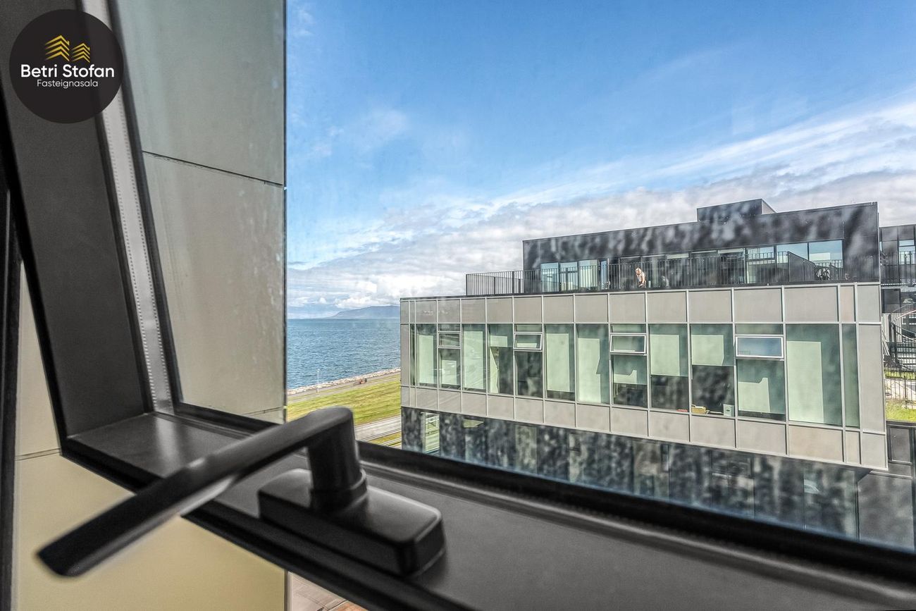 Hallgerðargata 9, 105 Reykjavík