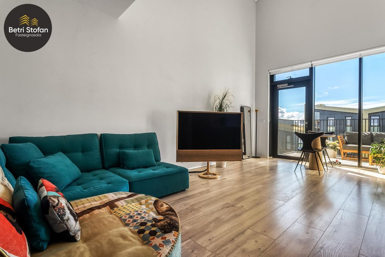 Hallgerðargata 9, 105 Reykjavík