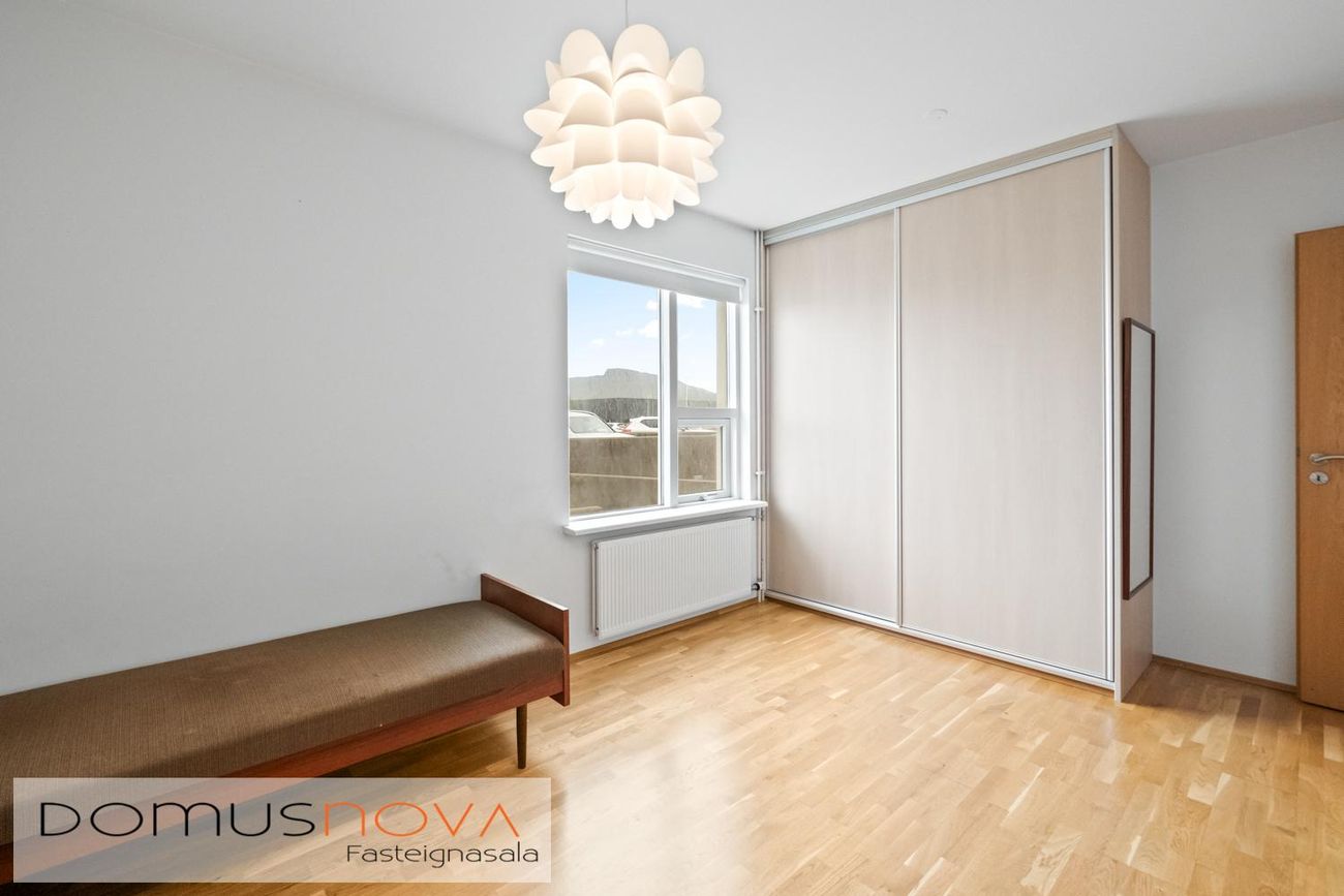 Stillholt 19 - 0101, 300 Akranes