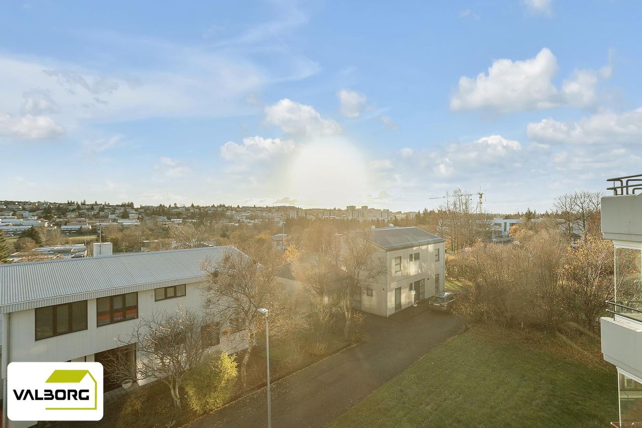 Álftaland 7, 108 Reykjavík