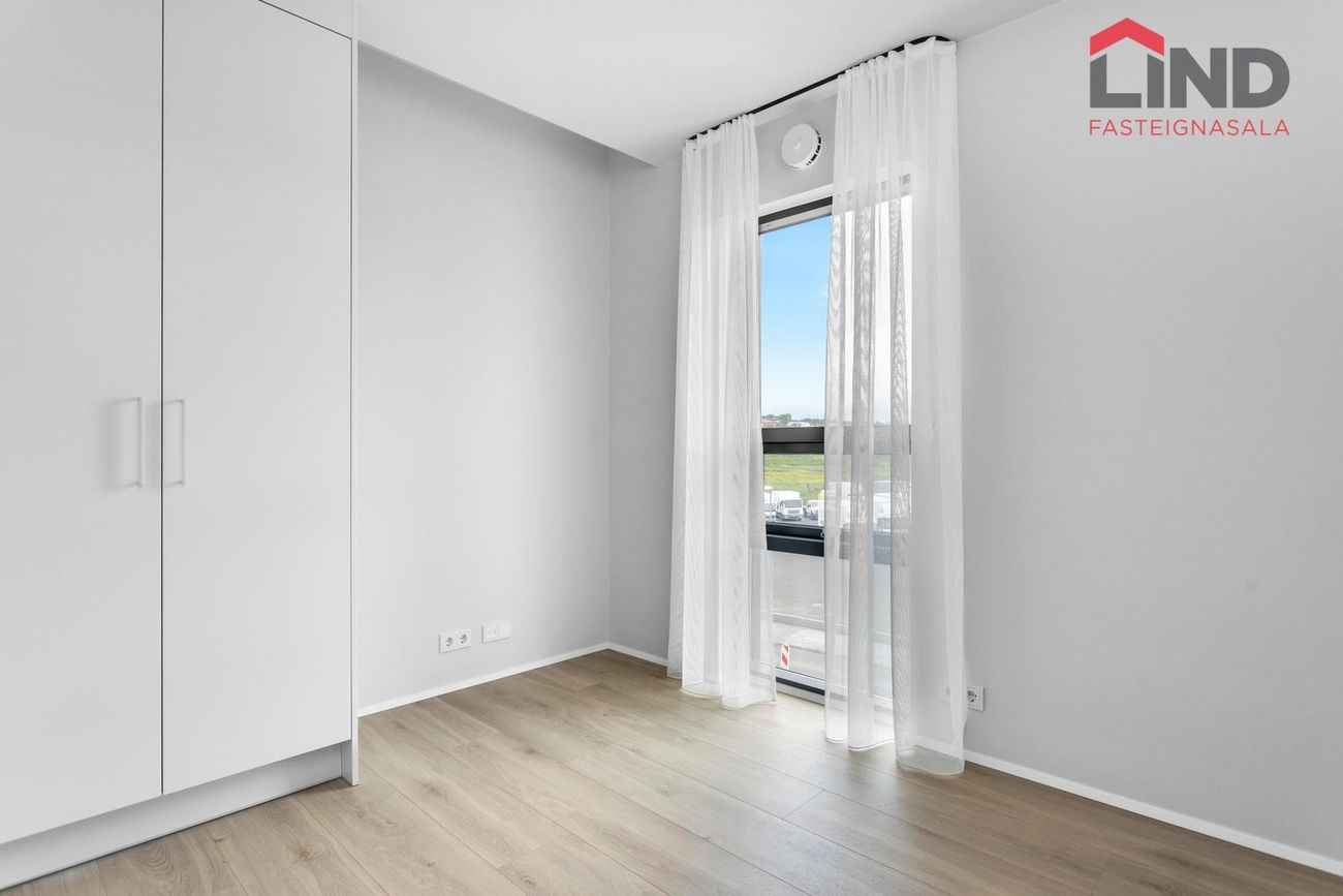 Jöfursbás 5, 112 Reykjavík
