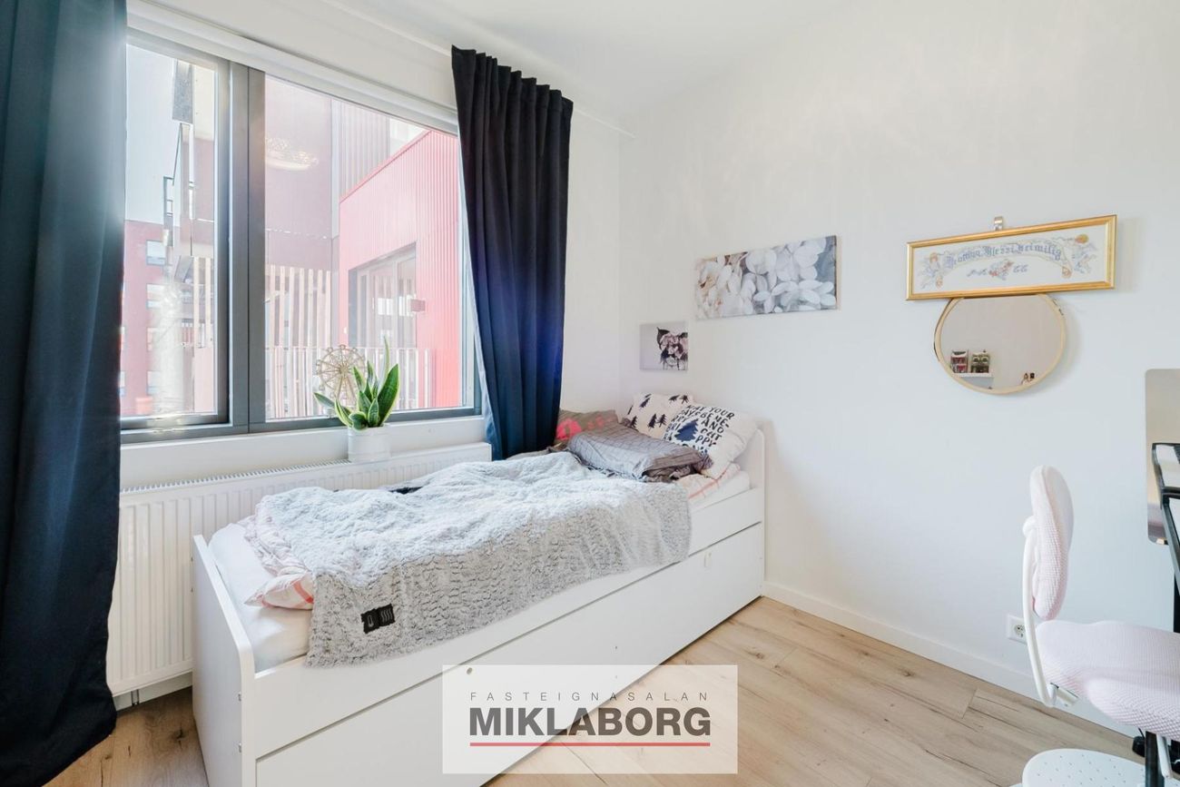 Valshlíð 2, 102 Reykjavík