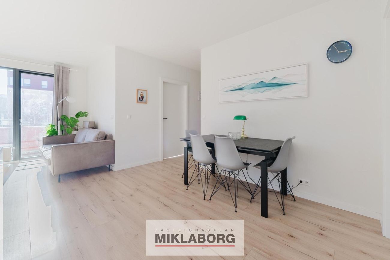 Valshlíð 2, 102 Reykjavík