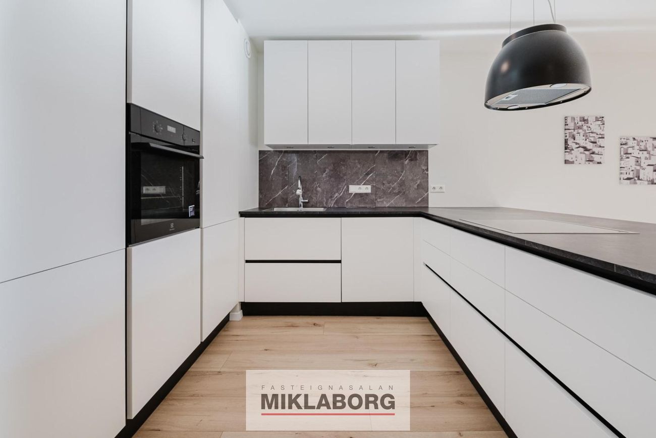 Valshlíð 2, 102 Reykjavík