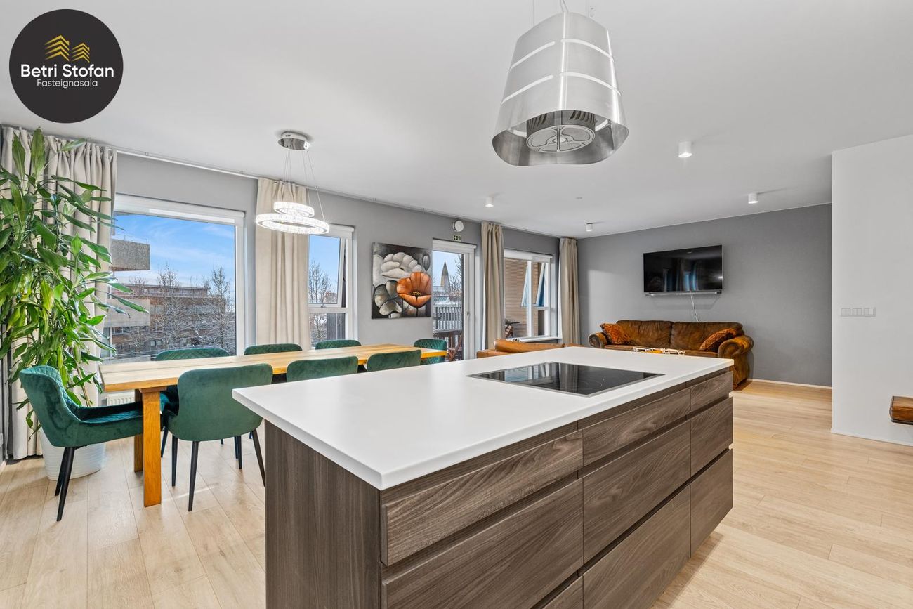 Stakkholt 4A 4a - 0302, 105 Reykjavík