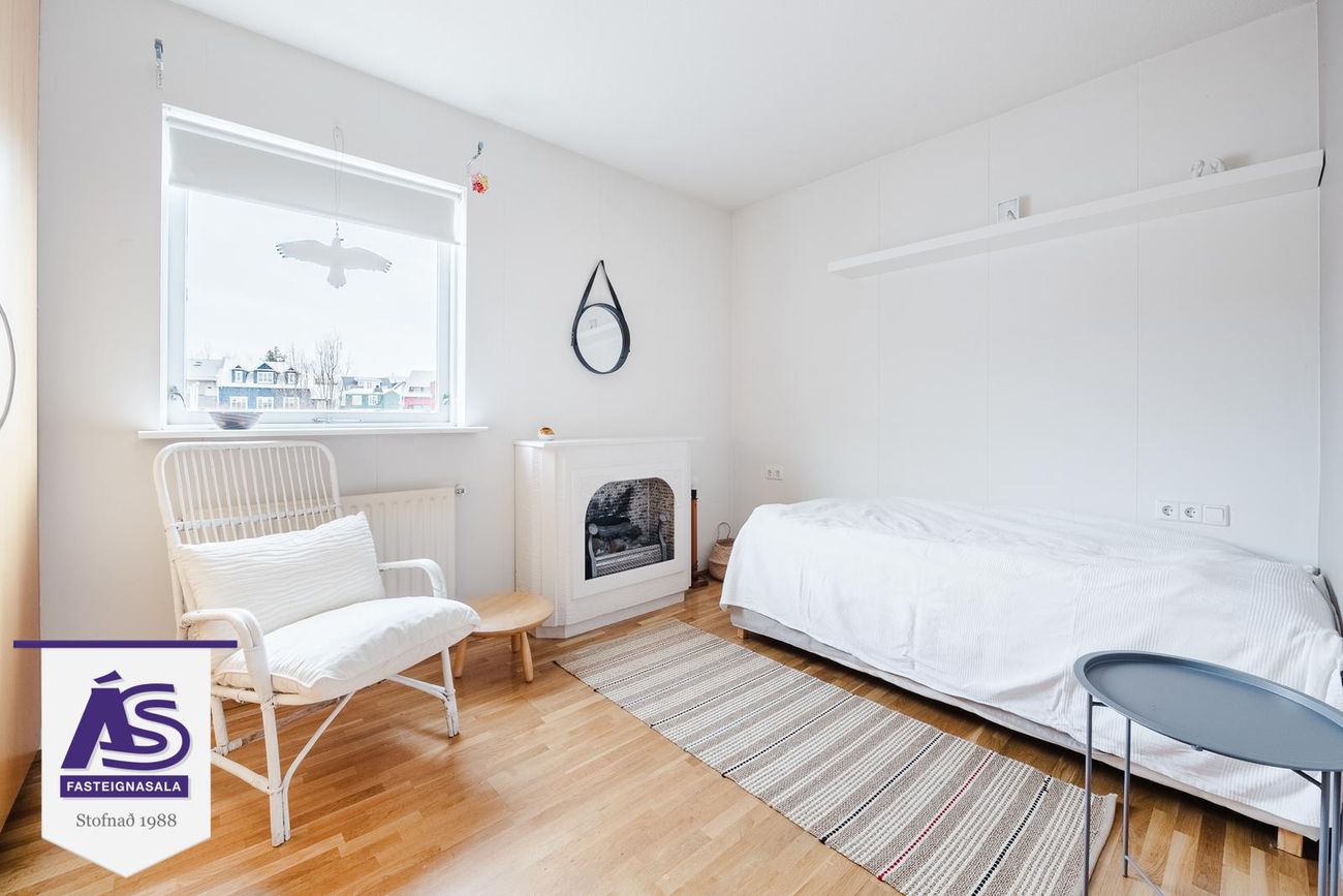 Fjarðargata 17, 220 Hafnarfjörður