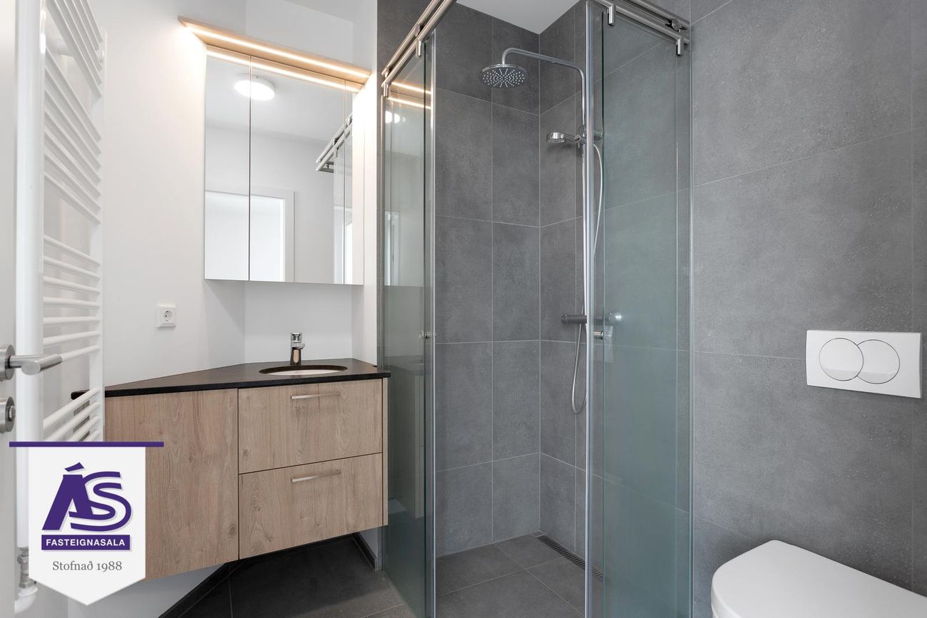 Sunnusmári 2, 201 Kópavogur