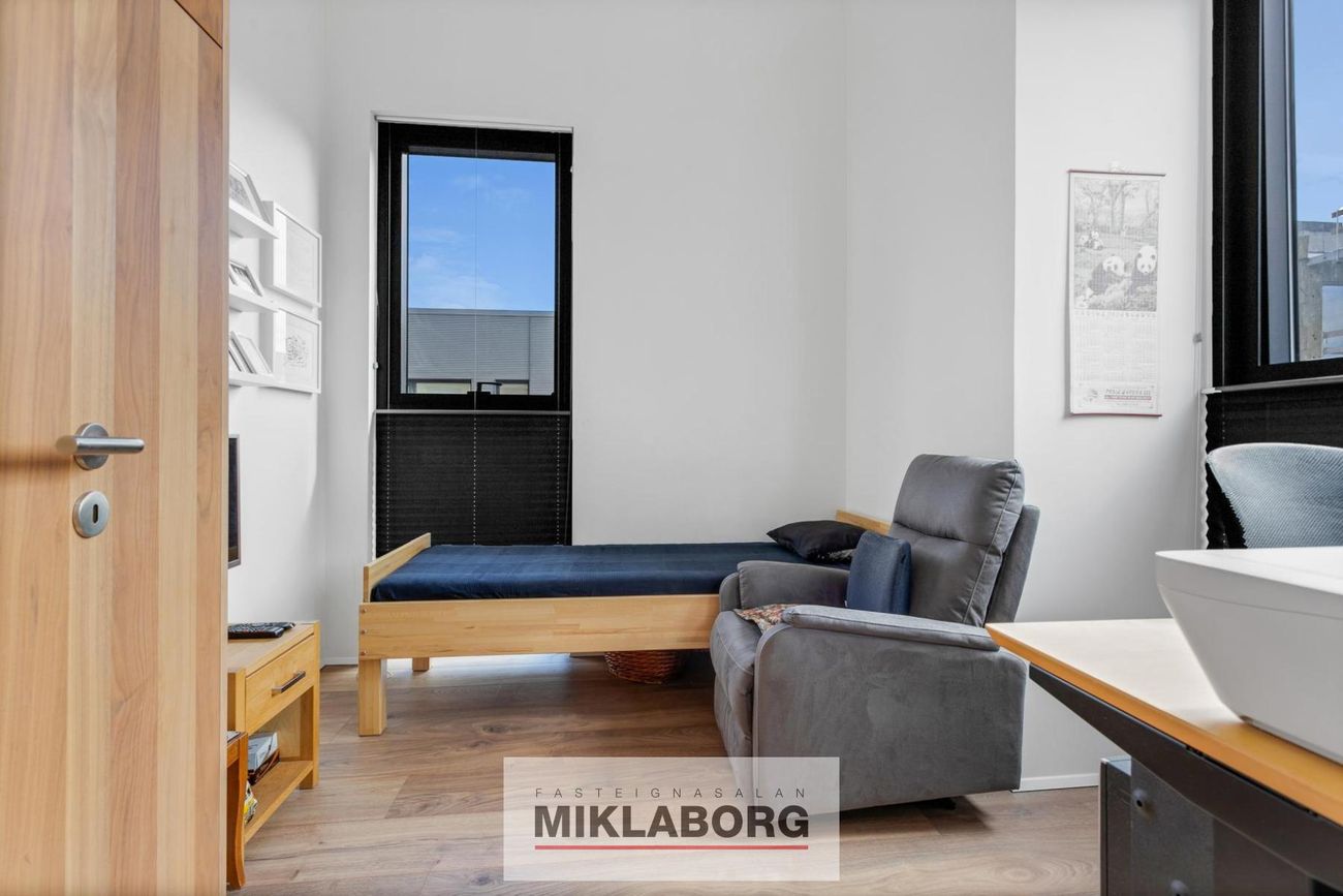 Hallgerðargata 3, 105 Reykjavík