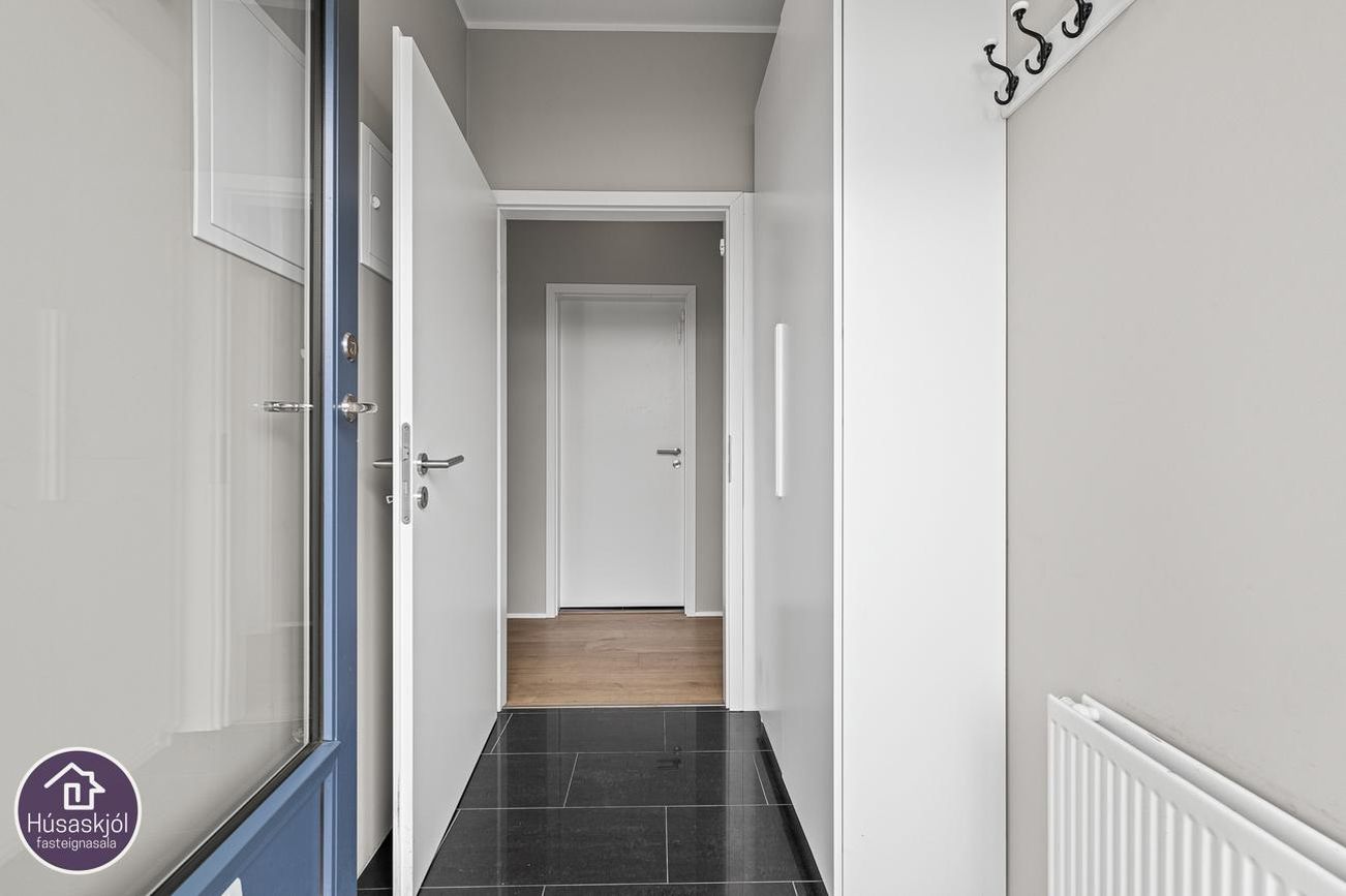 Hraunbær 102D, 110 Reykjavík