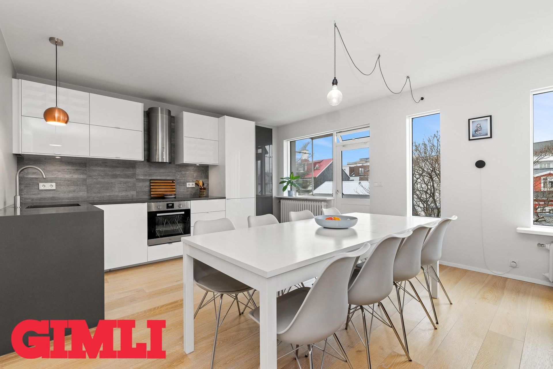 Grettisgata 32 - 0101, 101 Reykjavík