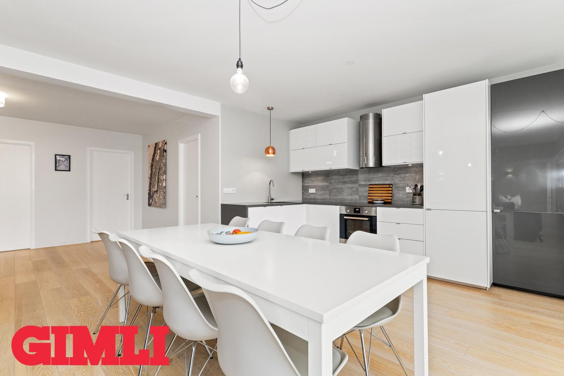 Grettisgata 32 - 0101, 101 Reykjavík