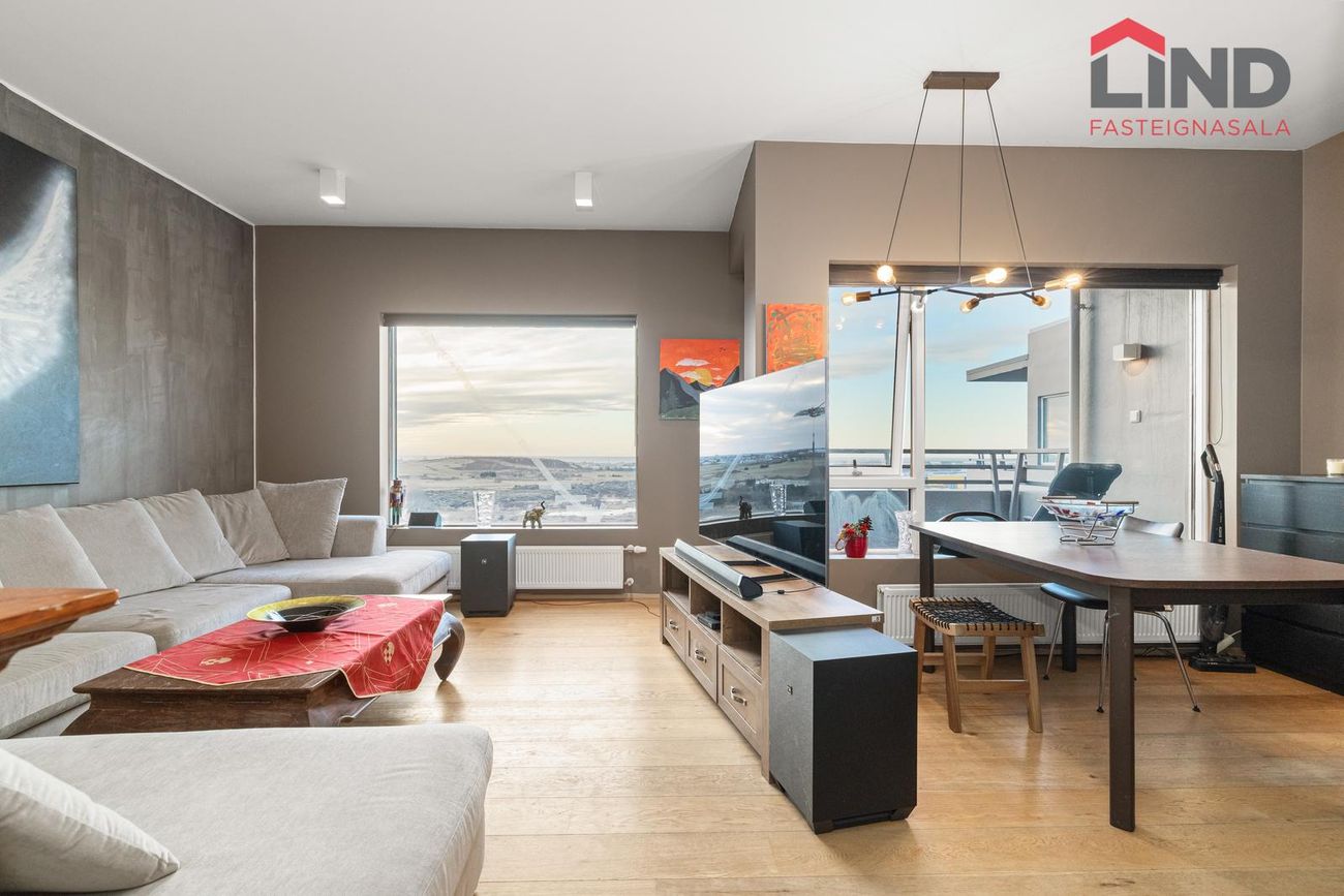 Holtsvegur 25 23-25 - 0402, 210 Garðabær