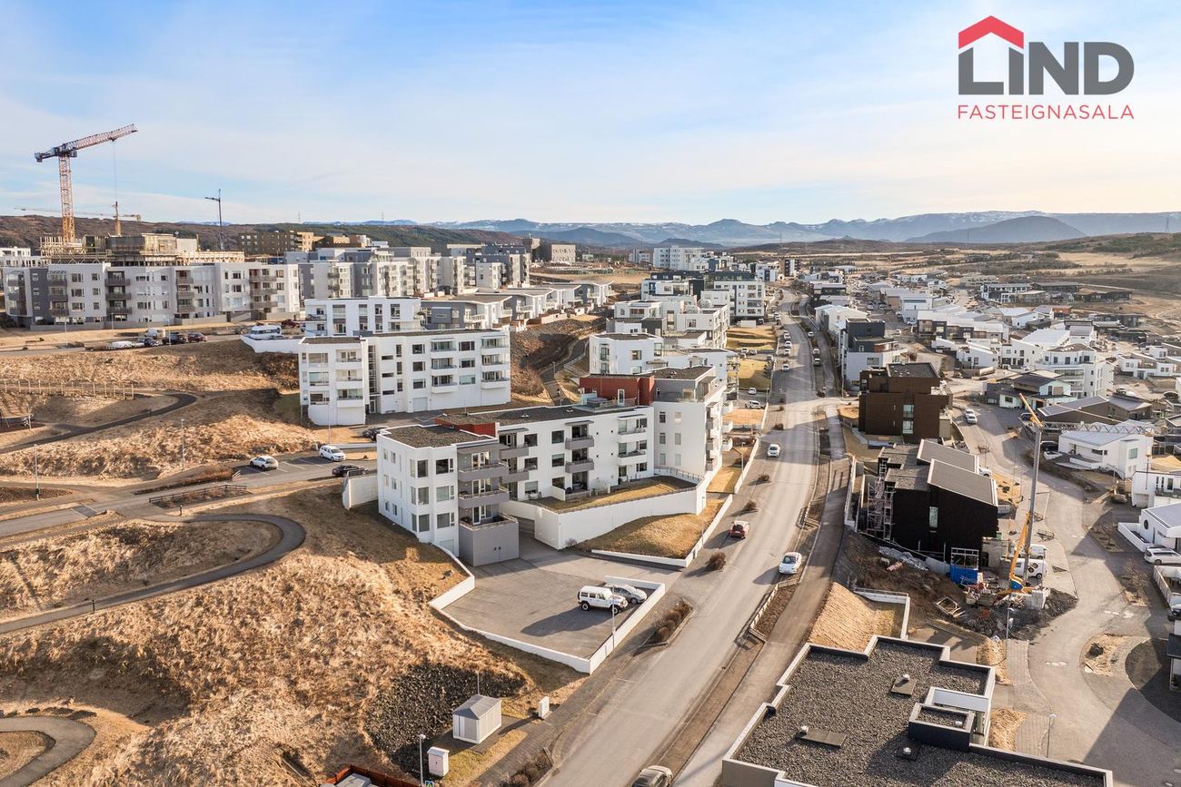 Holtsvegur 25 23-25 - 0402, 210 Garðabær