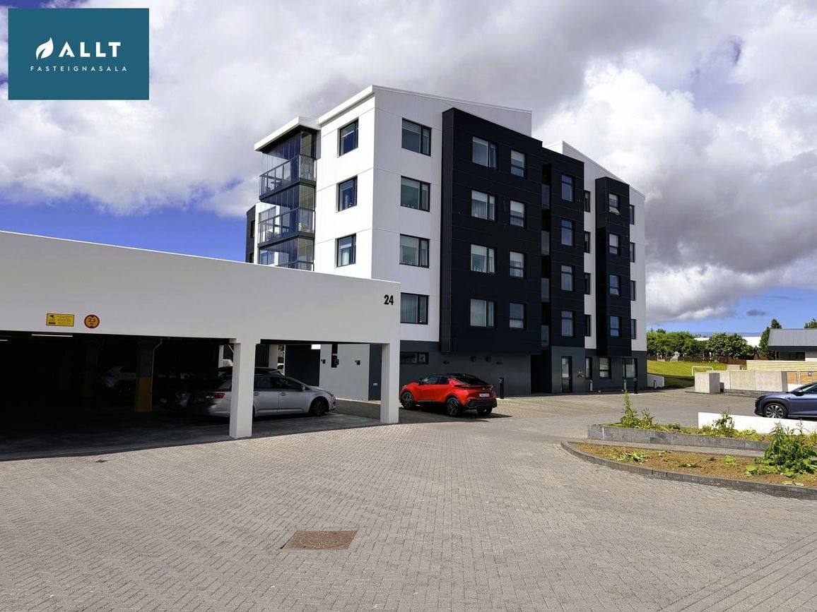 Asparlaut 24, 230 Reykjanesbær