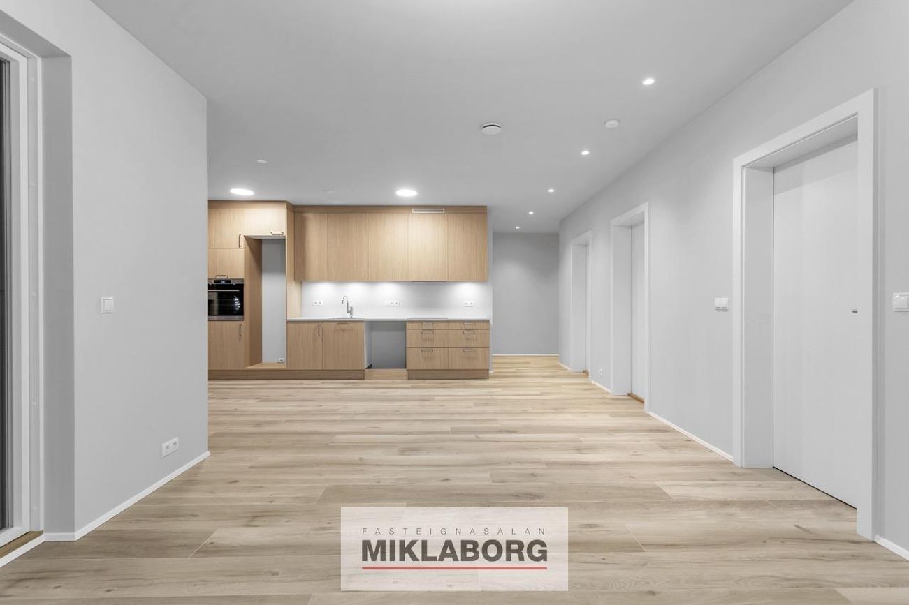 Hringhamar 33 - 0403, 221 Hafnarfjörður