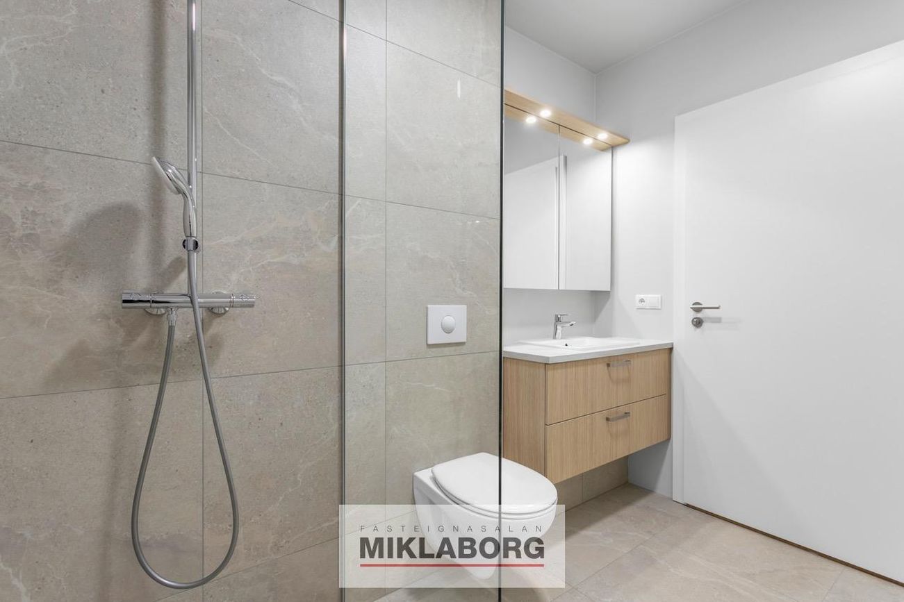 Hringhamar 33 - 0403, 221 Hafnarfjörður