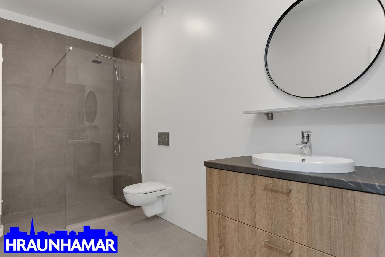 Hrafnaborg 3, 190 Sveitarfélagið Vogar