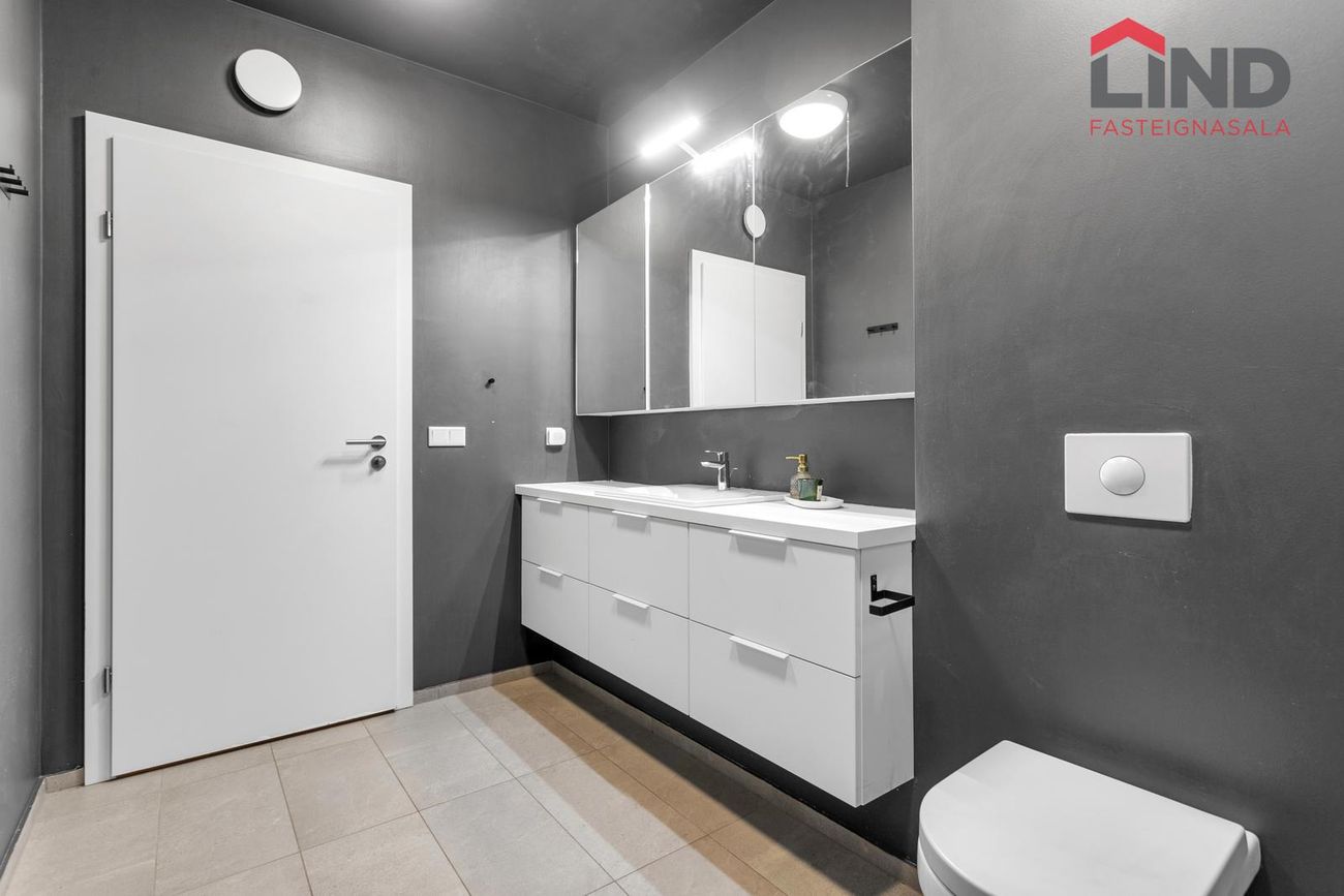 Vinastræti 8 - 0305, 210 Garðabær