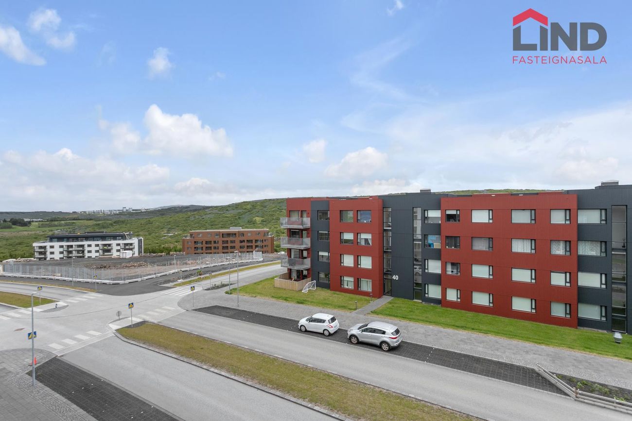 Vinastræti 8 - 0305, 210 Garðabær