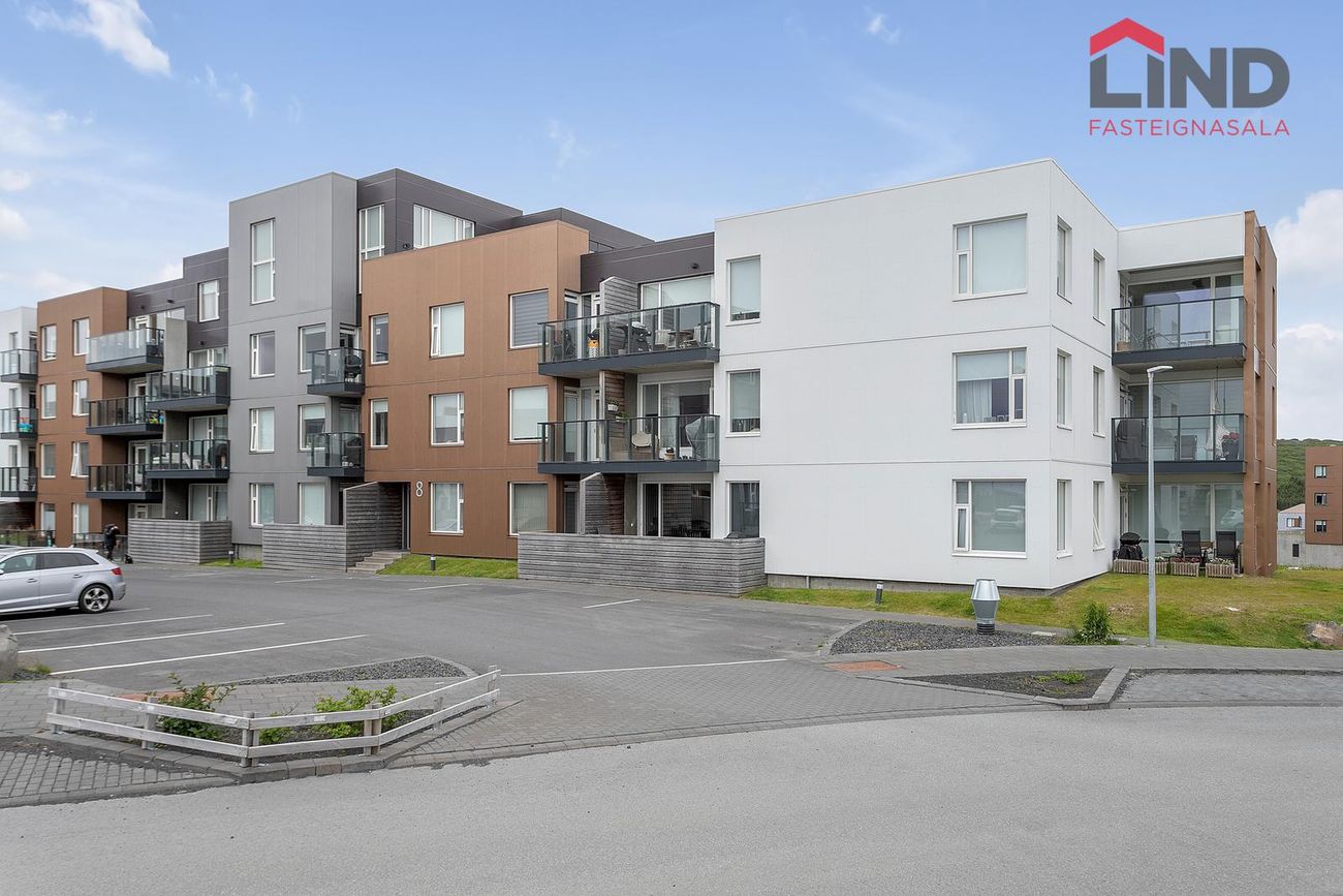 Vinastræti 8 - 0305, 210 Garðabær