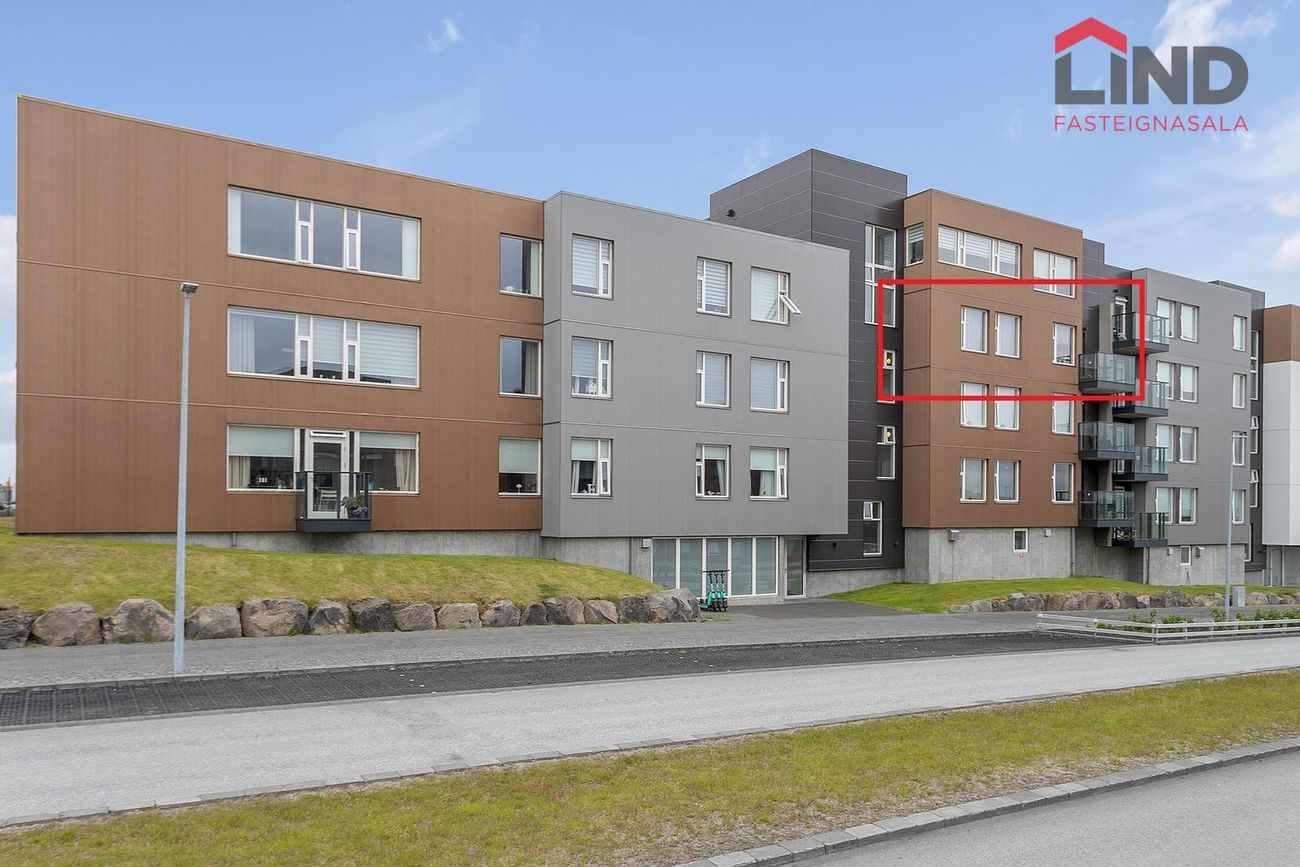 Vinastræti 8 - 0305, 210 Garðabær