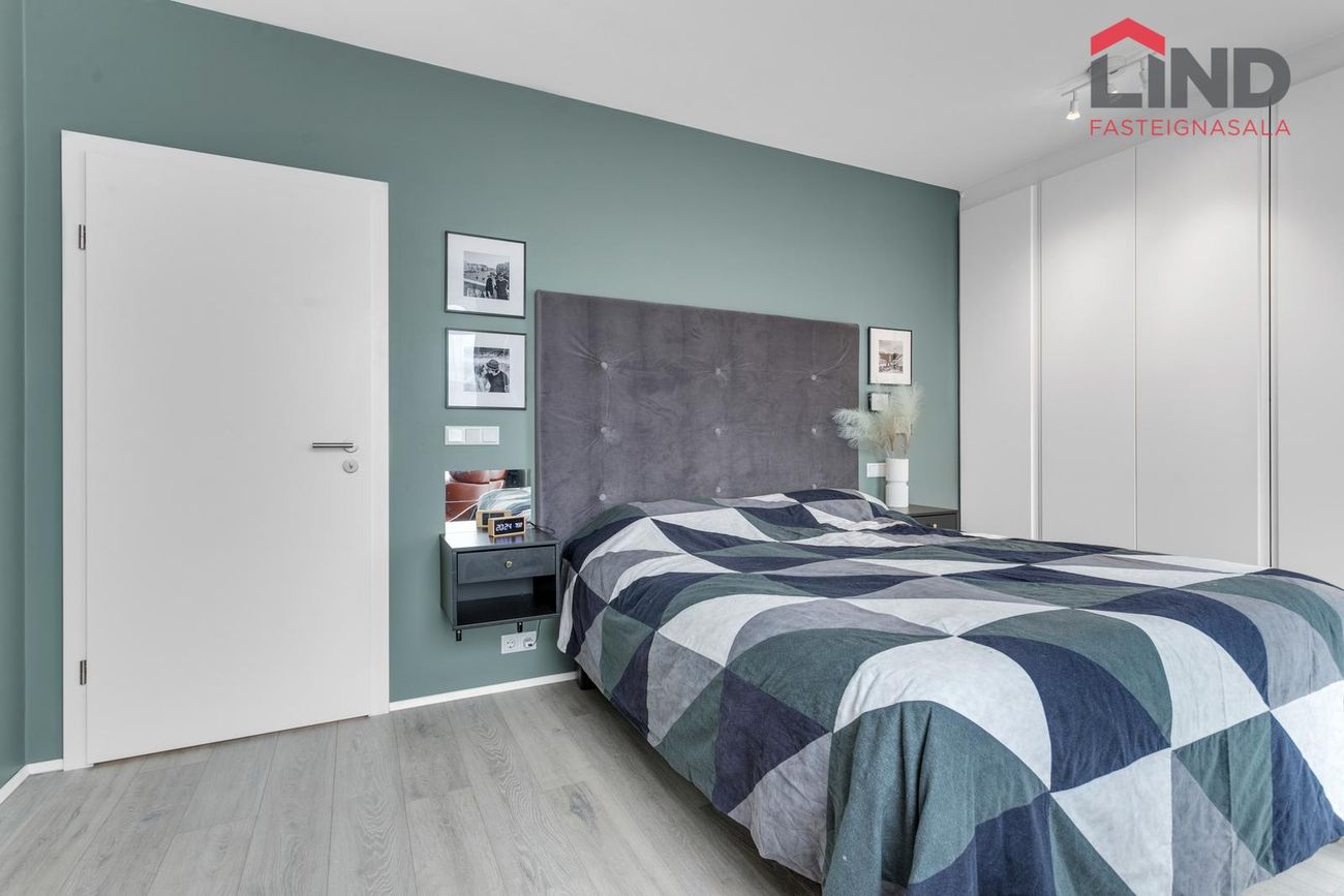 Vinastræti 8 - 0305, 210 Garðabær