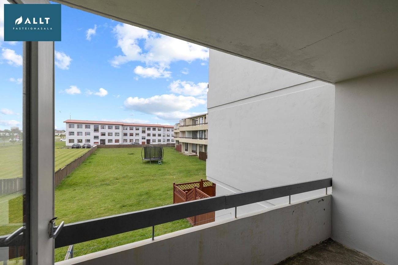Heiðarhvammur 9, 230 Reykjanesbær