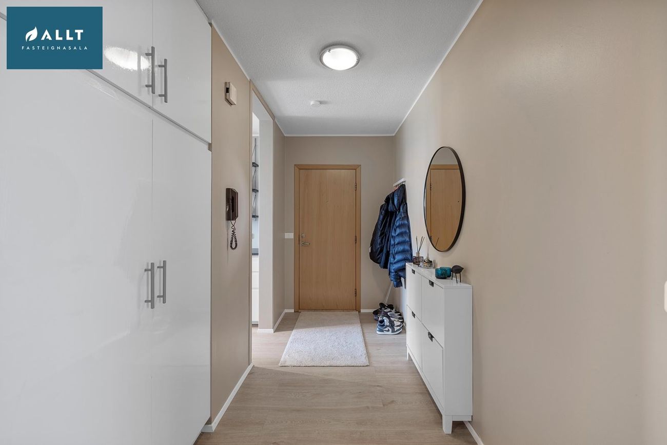 Heiðarhvammur 9, 230 Reykjanesbær