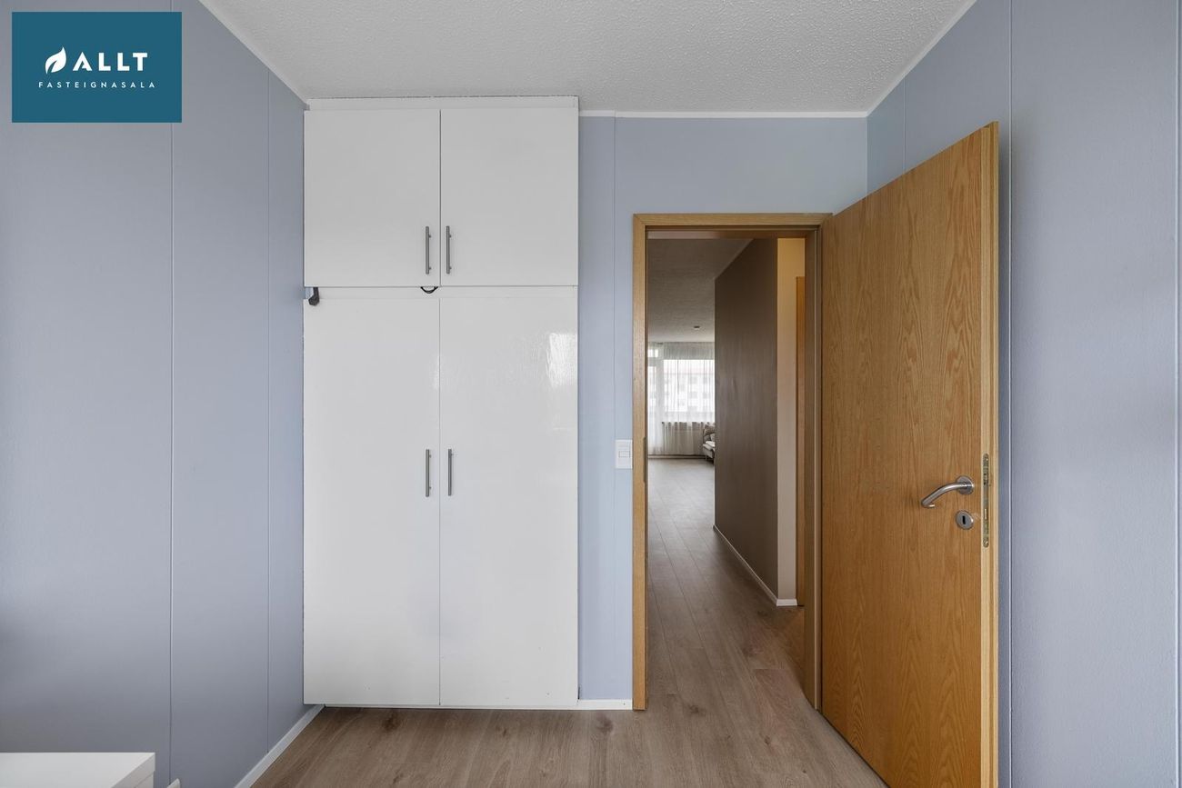 Heiðarhvammur 9, 230 Reykjanesbær